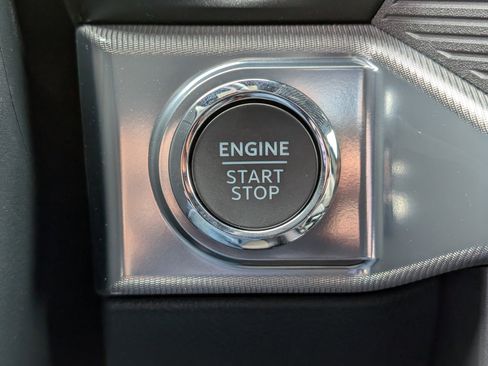 New 2025 Ford F150 Lariat w/ Equipment Group 502A High image 22