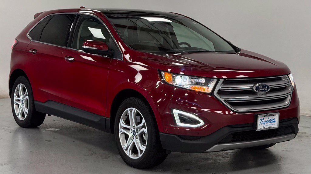Used 2017 Ford Edge Titanium w/ Equipment Group 302A AWD/4WD image 6
