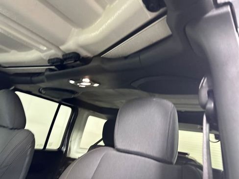 Used 2023 Jeep Wrangler Unlimited w/ Cold Weather Group image 12