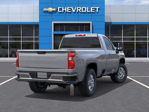 Used 2024 Chevrolet Silverado 3500 LT w/ Convenience Package AWD/4WD image 4