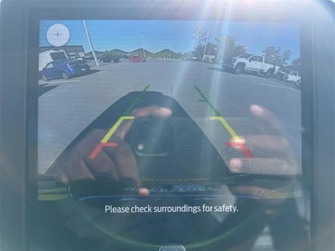 Certified 2024 Ford Edge SEL image 25