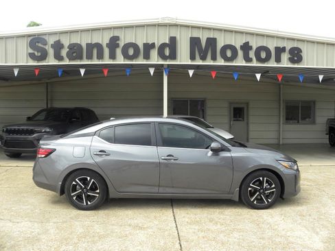 Used 2024 Nissan Sentra SV w/ All-Weather Package FWD image 1