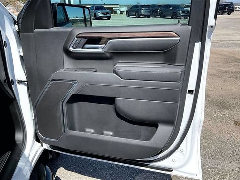 Used 2025 Chevrolet Silverado 1500 RST AWD/4WD image 23