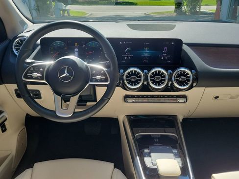Used 2023 Mercedes-Benz GLA 250 image 19