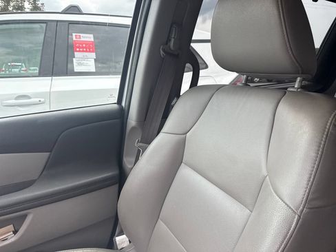 Used 2015 Honda Odyssey EX-L image 4