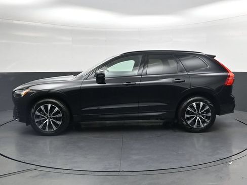 Used 2024 Volvo XC60 B5 Plus AWD/4WD image 8