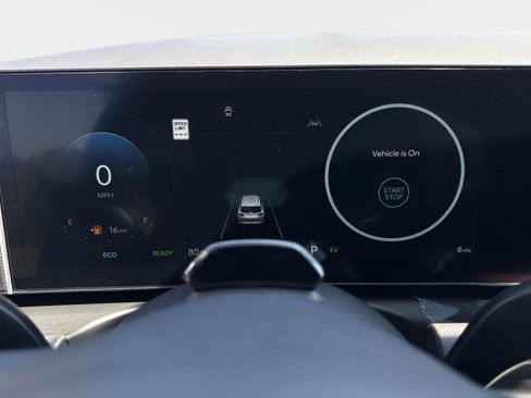 New 2025 Hyundai Tucson SEL image 26