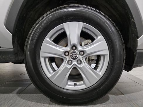 Used 2025 Toyota RAV4 XLE image 25