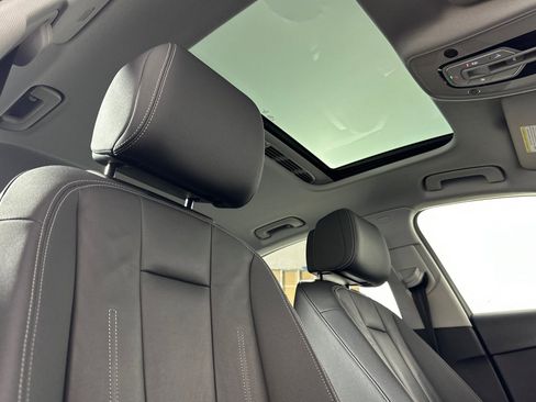 Used 2023 Audi A4 2.0T Premium w/ Convenience Package image 15