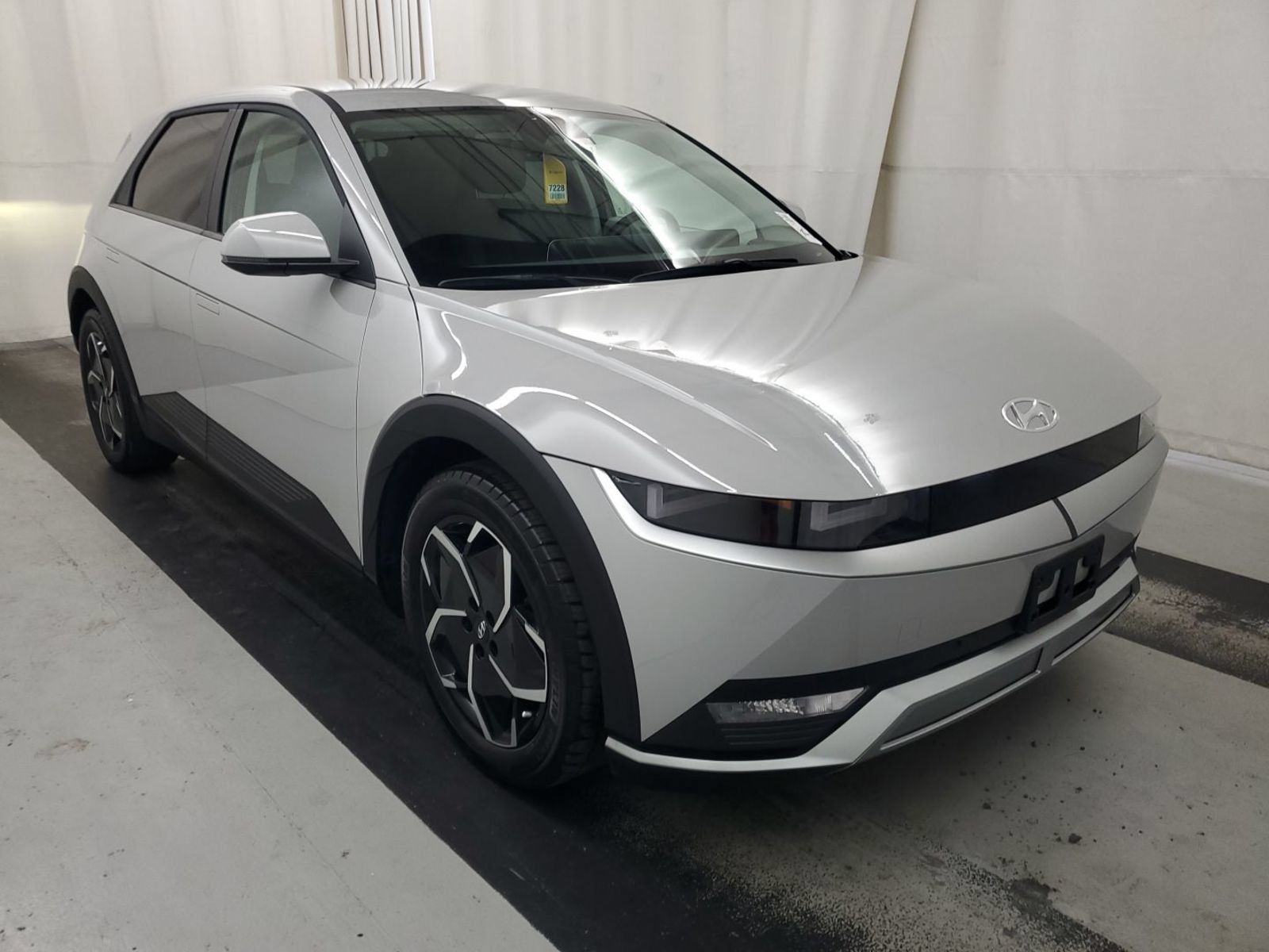 Used 2024 Hyundai Ioniq 5 SEL RWD image 4
