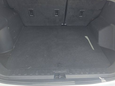 Used 2024 GMC Terrain SLE FWD image 21