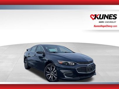Used 2017 Chevrolet Malibu LT