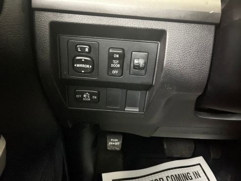 Used 2016 Toyota Tundra SR5 image 56