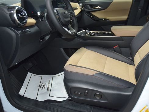 New 2026 Chevrolet Equinox ACTIV AWD/4WD image 41