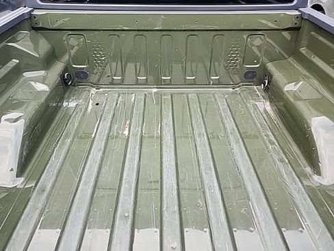 Used 2022 Jeep Gladiator Sport AWD/4WD image 6