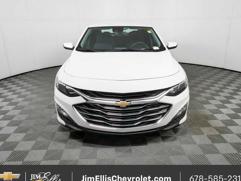 Used 2025 Chevrolet Malibu LT FWD image 32