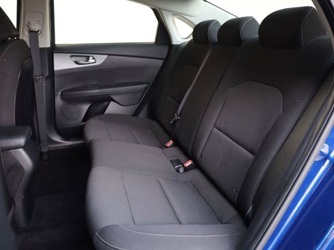 Used 2020 Kia Forte LXS FWD image 21