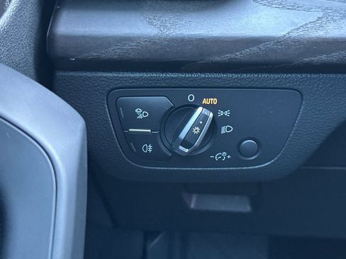 Used 2020 Audi Q5 2.0T Premium Plus w/ Premium Plus Package image 32