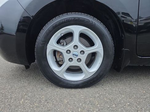 Used 2013 Nissan Leaf SV image 27