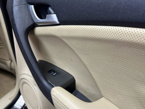 Used 2011 Acura TSX Sedan image 23