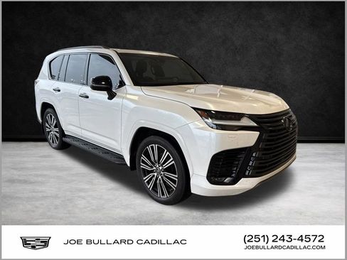 Used 2024 Lexus LX 600 4WD w/ Luxury Package image 1