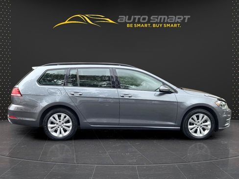 Used 2019 Volkswagen Golf S AWD/4WD image 6
