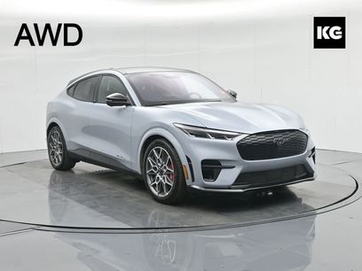New 2025 Ford Mustang Mach-E GT