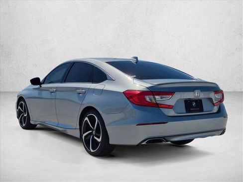 Used 2018 Honda Accord Sport image 8