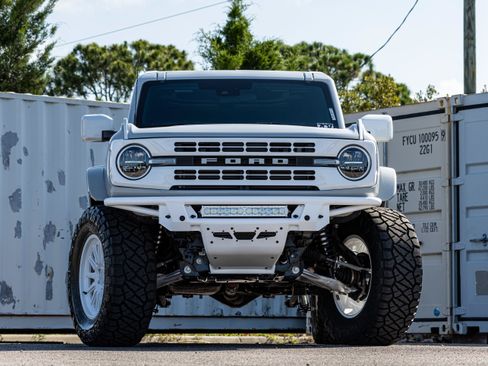 New 2026 Ford Bronco Heritage Edition AWD/4WD image 9