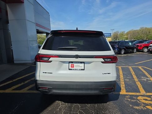 Used 2025 Toyota Grand Highlander AWD Hybrid image 4