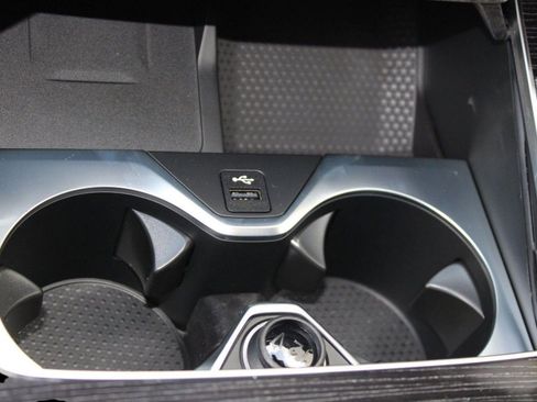 Used 2026 BMW X7 xDrive40i w/ M Sport Package image 26