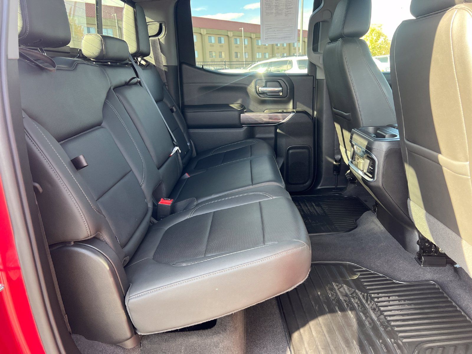 Used 2020 Chevrolet Silverado 1500 LTZ w/ LTZ Convenience Package AWD/4WD image 26