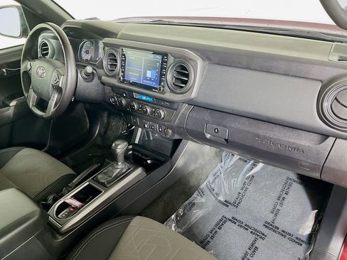 Certified 2023 Toyota Tacoma TRD Off-Road image 26