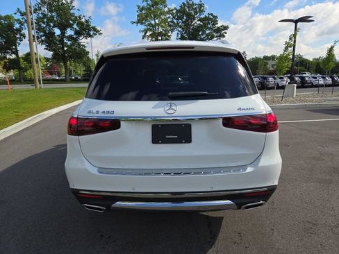 New 2026 Mercedes-Benz GLS 450 4MATIC image 4
