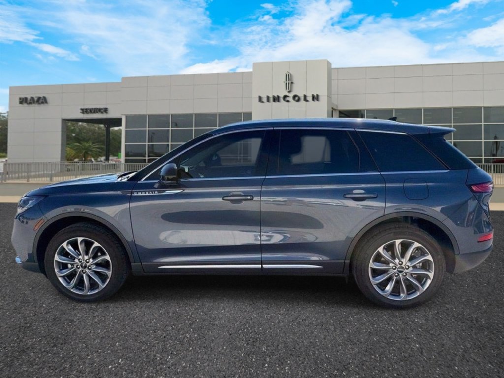 Used 2022 Lincoln Corsair FWD w/ Premium Package image 6