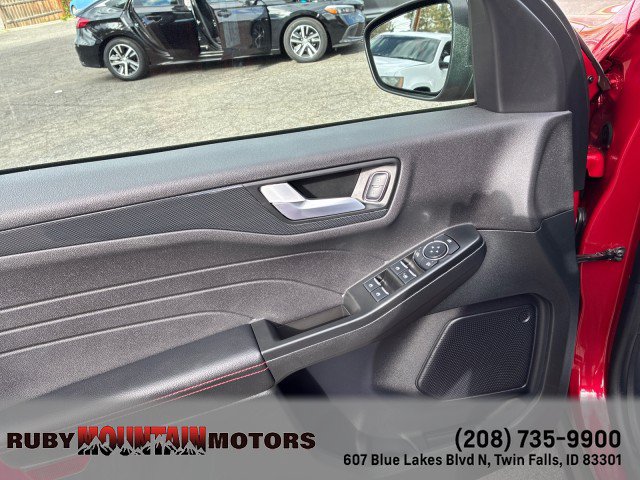 Used 2026 Ford Escape ST-Line AWD/4WD image 13