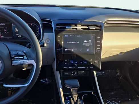 Used 2024 Hyundai Tucson SEL image 25
