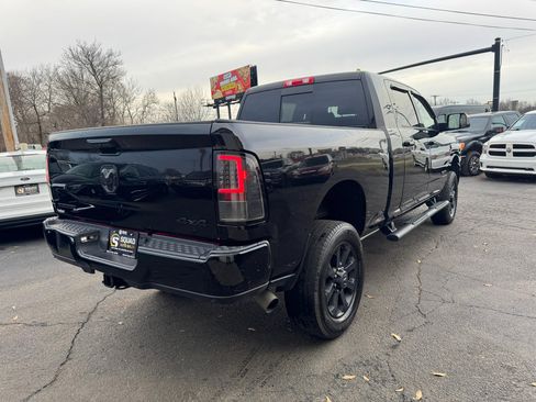 Used 2019 RAM 2500 Big Horn image 5