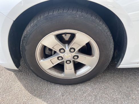 Used 2016 Chevrolet Malibu LS image 12