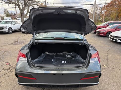 New 2026 Hyundai Elantra Sport image 15