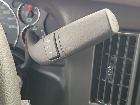 New 2026 Chevrolet Express 2500 RWD image 11