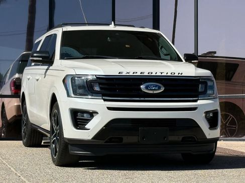 Used 2019 Ford Expedition Max Limited AWD/4WD image 18