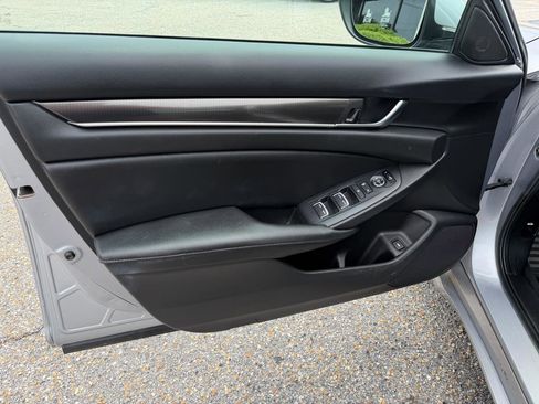 Used 2020 Honda Accord Sport image 42