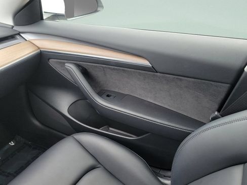 Used 2023 Tesla Model 3 Standard Range RWD image 13