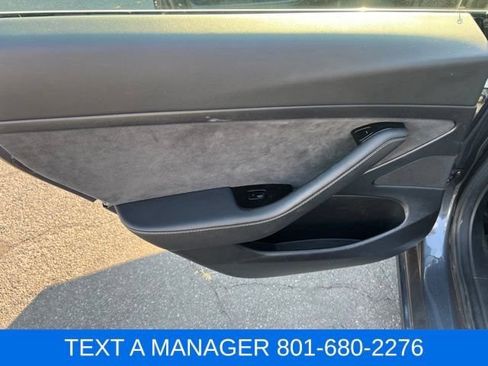 Used 2020 Tesla Model 3 Standard Range RWD image 28