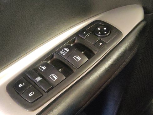 Used 2019 Dodge Journey SE w/ Blacktop Package FWD image 27