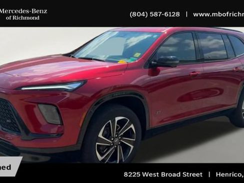 Used 2025 Buick Enclave Sport Touring w/ Power Package FWD image 6