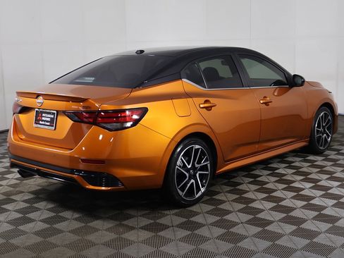 Used 2024 Nissan Sentra SR image 9