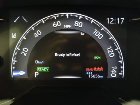 Used 2025 Toyota RAV4 XLE w/ Convenience Package AWD/4WD image 17