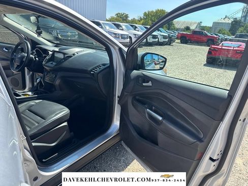 Used 2019 Ford Escape SEL AWD/4WD image 27